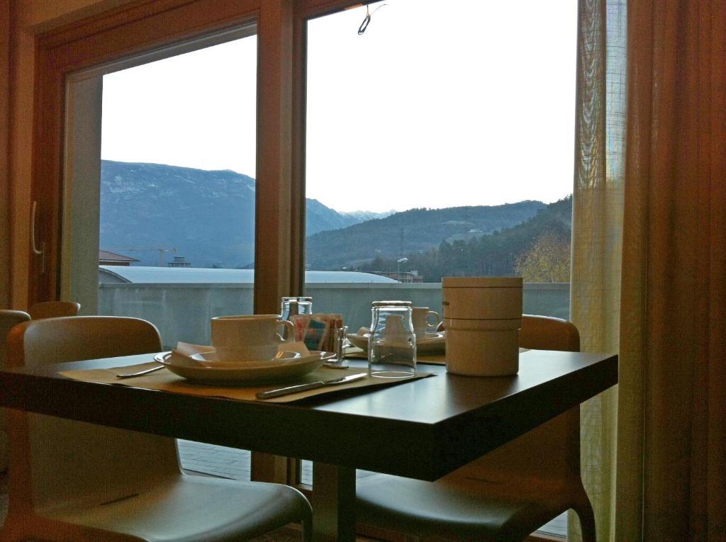 Villa Cameras Room&Breakfast Mori Exteriör bild